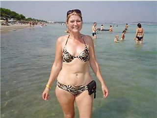 Mrs Sarah D, The Slut adult photos