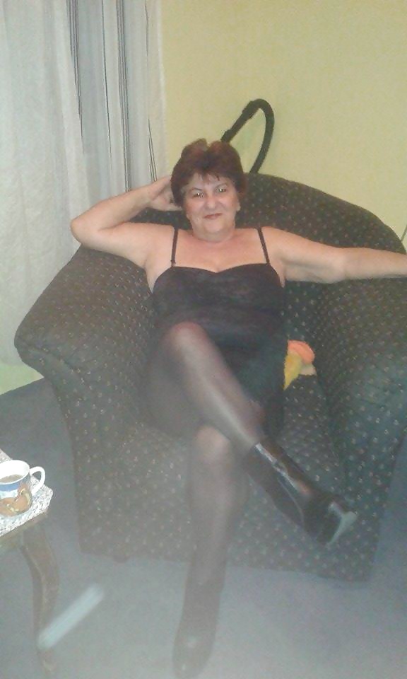 Mrs. J - Mature Peasant Whore adult photos
