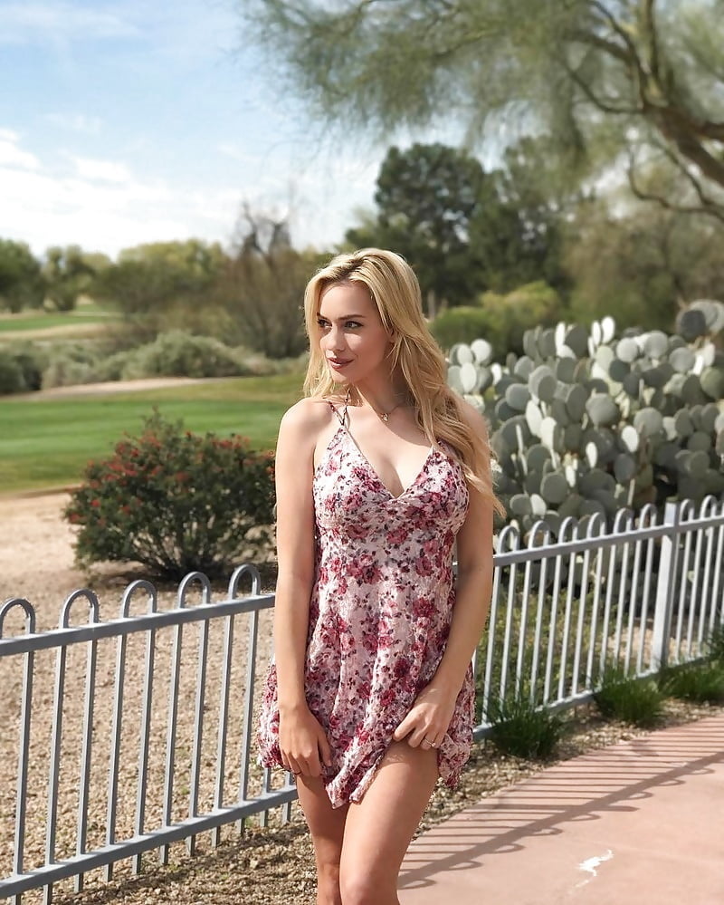 Mega-Collection: Paige Spiranac - 58 Photos 