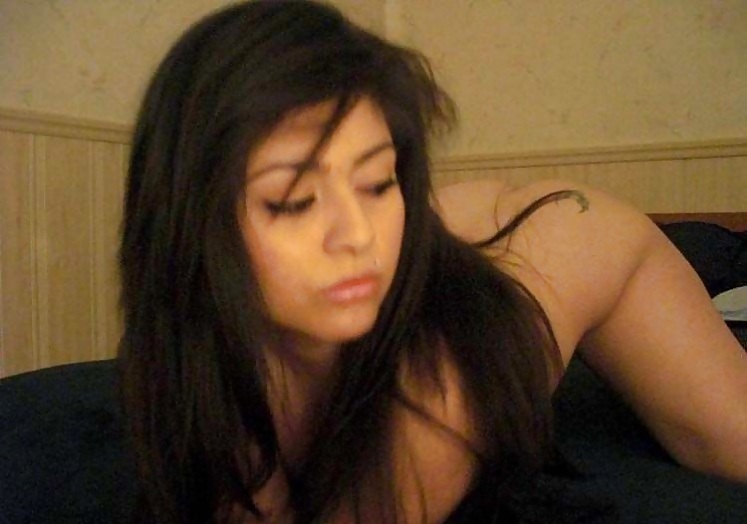belle gosse avec des jolis petits trous adult photos