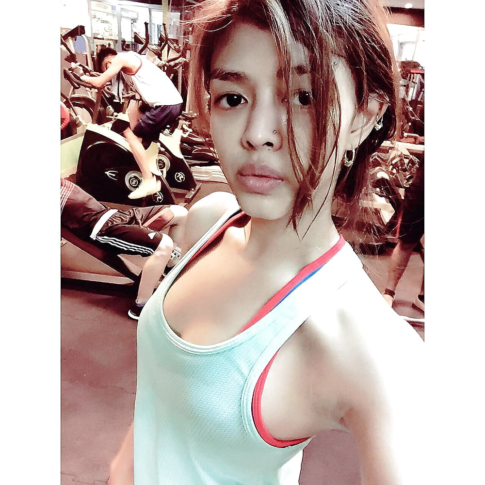 Malaysian Armpit Workout Slut adult photos