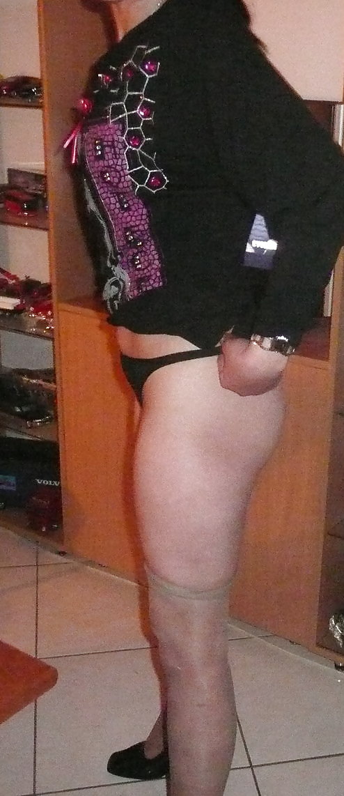 Andreea 31y adult photos