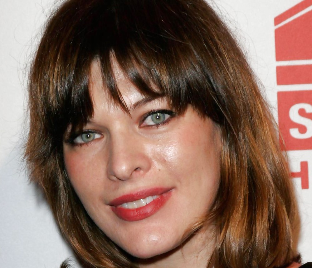 Milla Jovovich adult photos