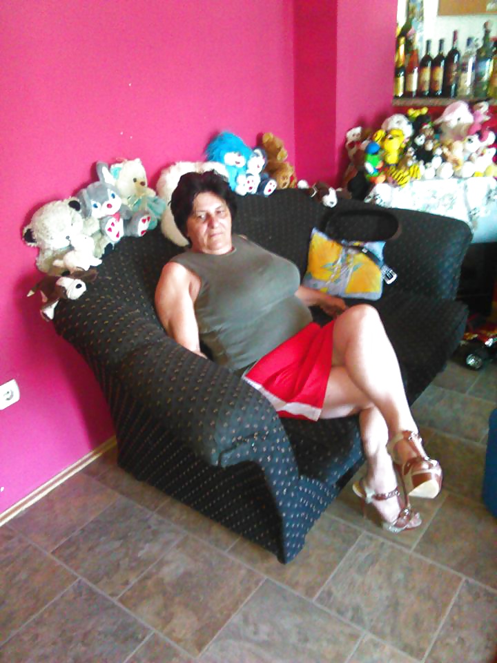 SISATA BABA JOVANKA adult photos