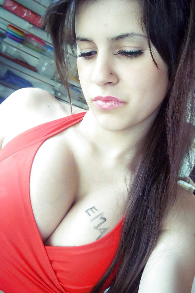 TOO YOUNG FOR THOSE TITS adult photos