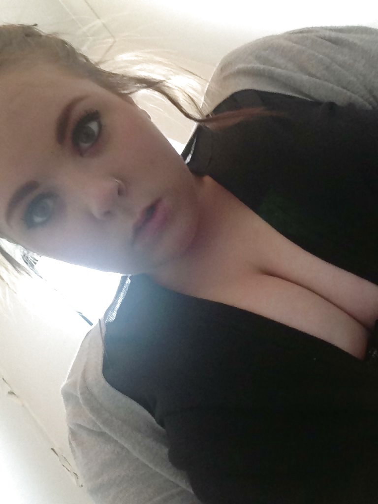 Hot Australian BBW teen with huge tits adult photos