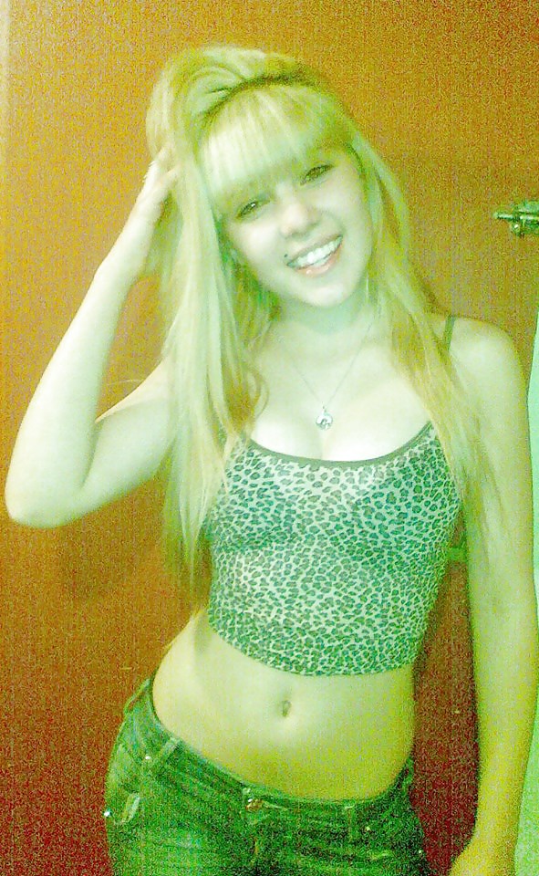 TOO YOUNG FOR THOSE TITS adult photos