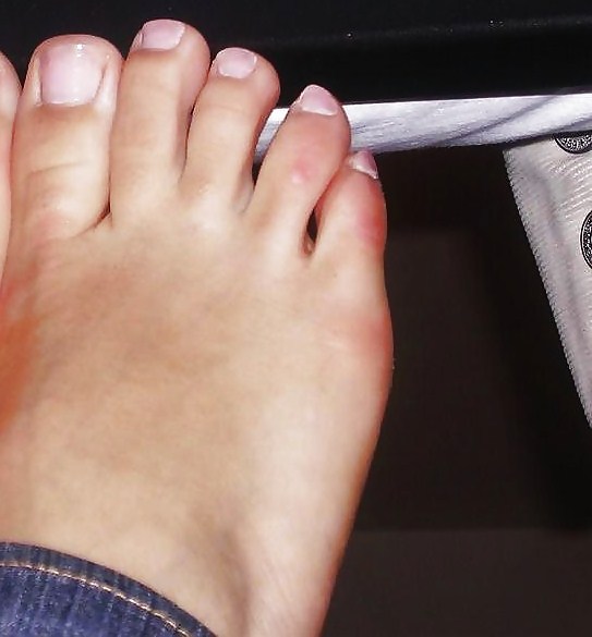 Mouthwatering Feet adult photos
