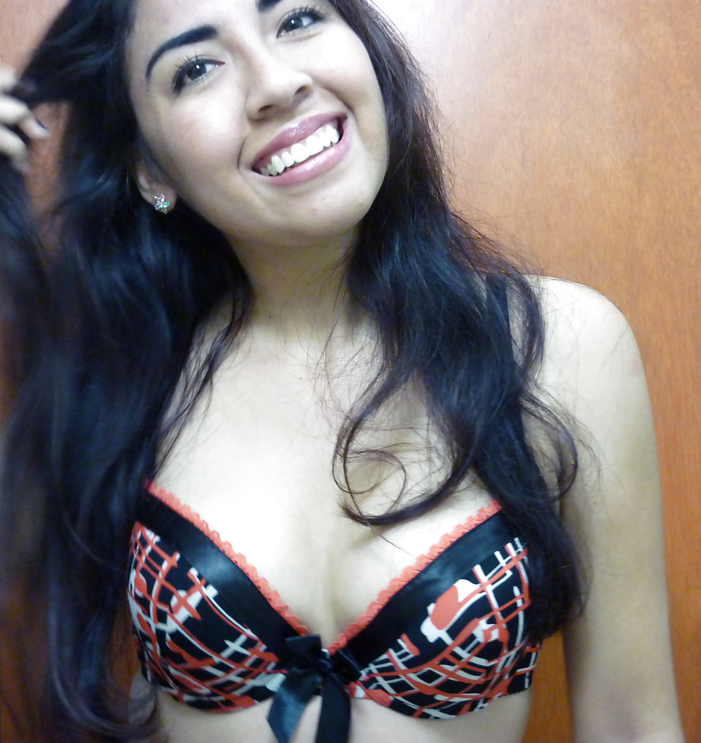 Alejandra adult photos