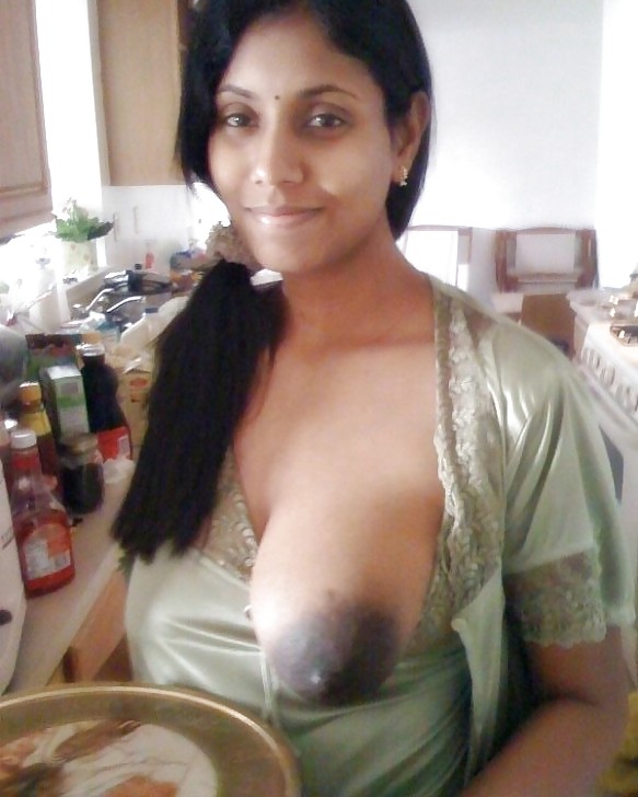 Smile a While - Indian Ladies on Camera! adult photos