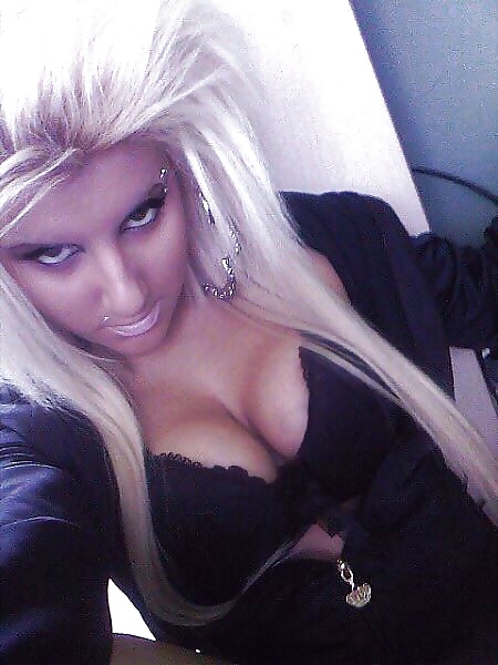 German FB sluts voting #7 - pls vote and comment adult photos