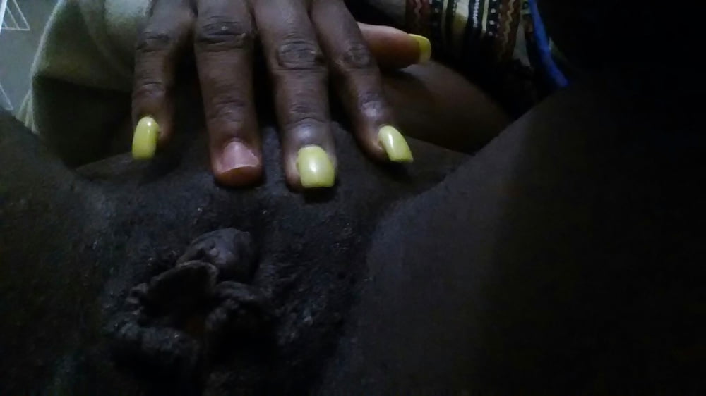 Blackette du aux gros sein adult photos