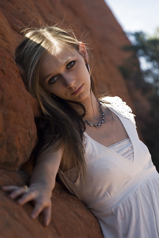Chelsea Bullis 18yo model adult photos