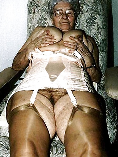 I Love Old Grannies ! adult photos
