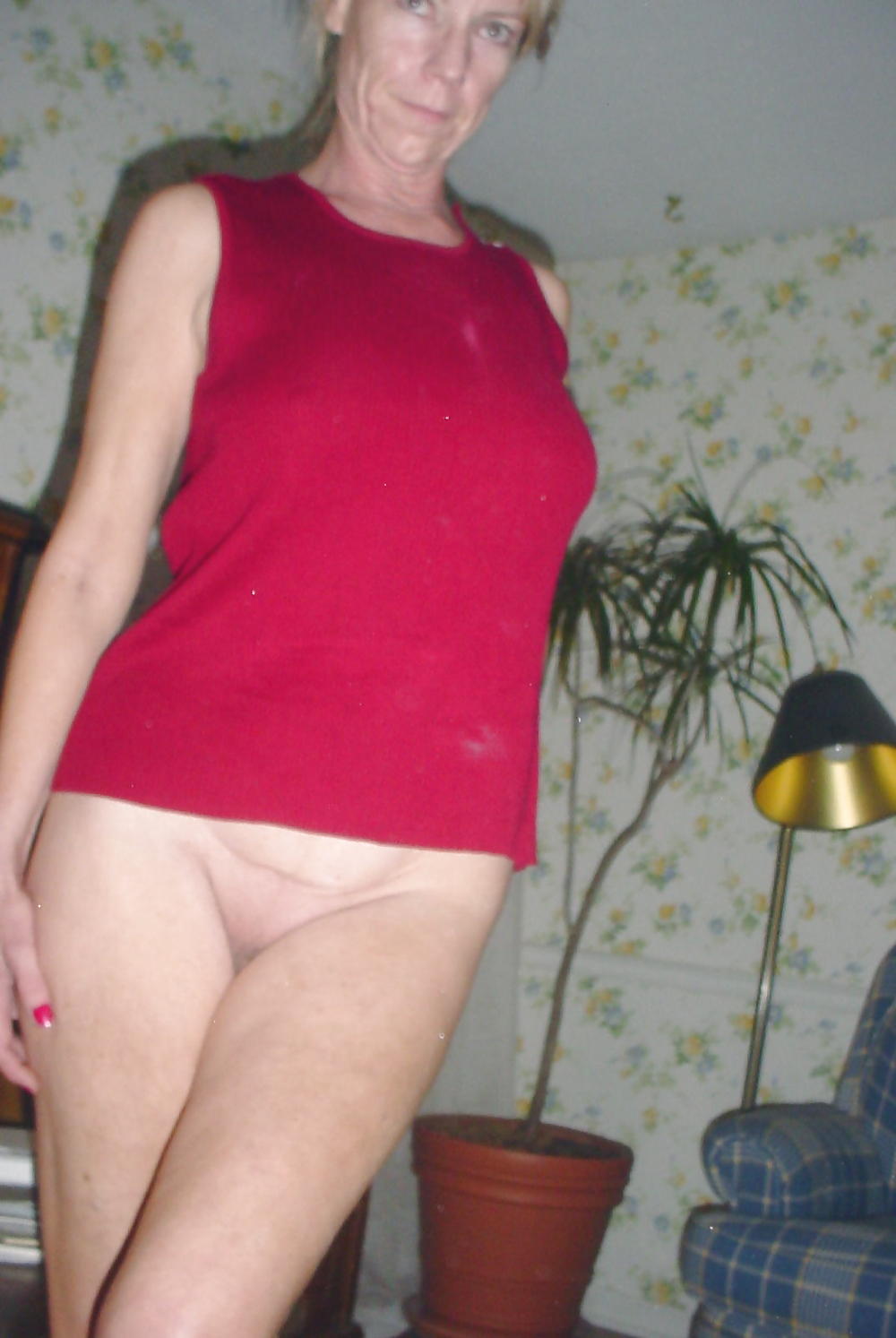 Lynn - adult photos
