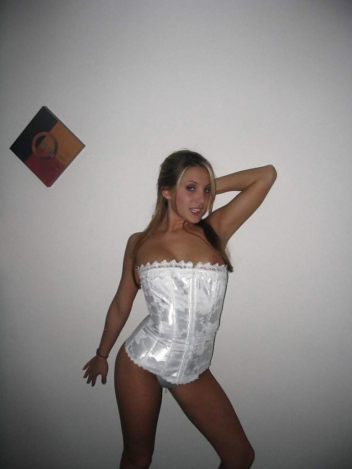 Hammer Girl adult photos