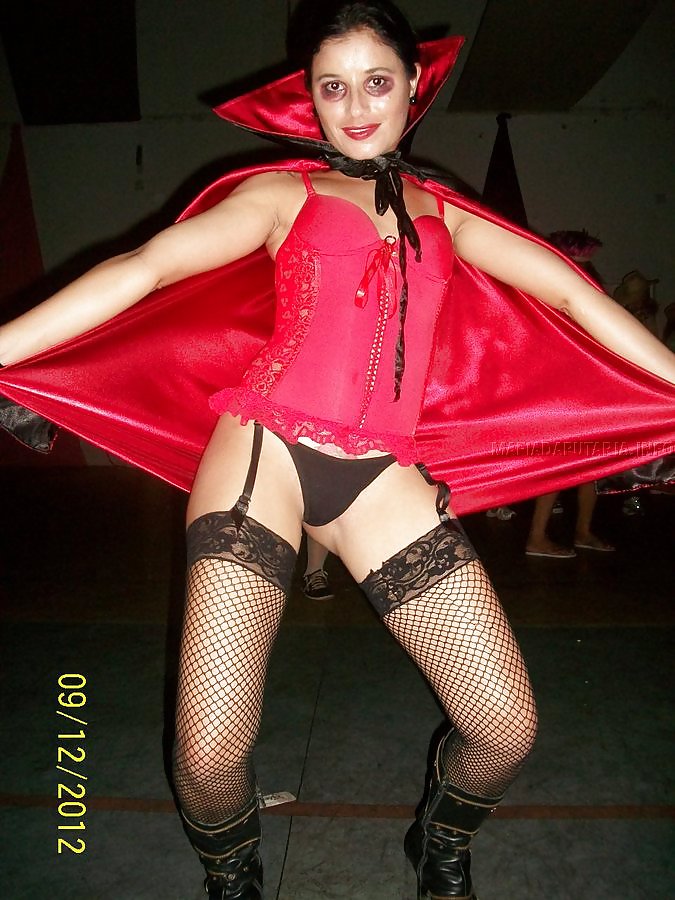 Baile de Fantasia Vampira Aninha adult photos