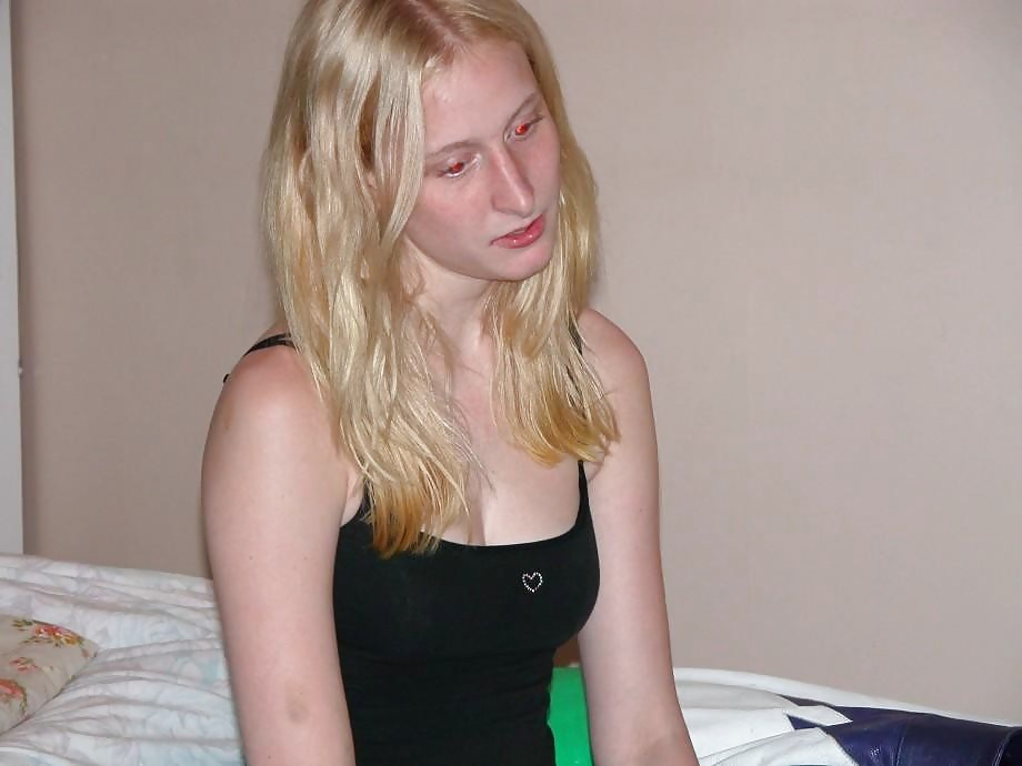 PIERCED BLONDE TEEN adult photos