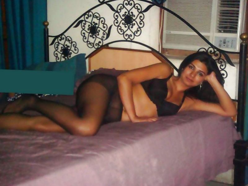 sexy desi MILF - coolbudy adult photos