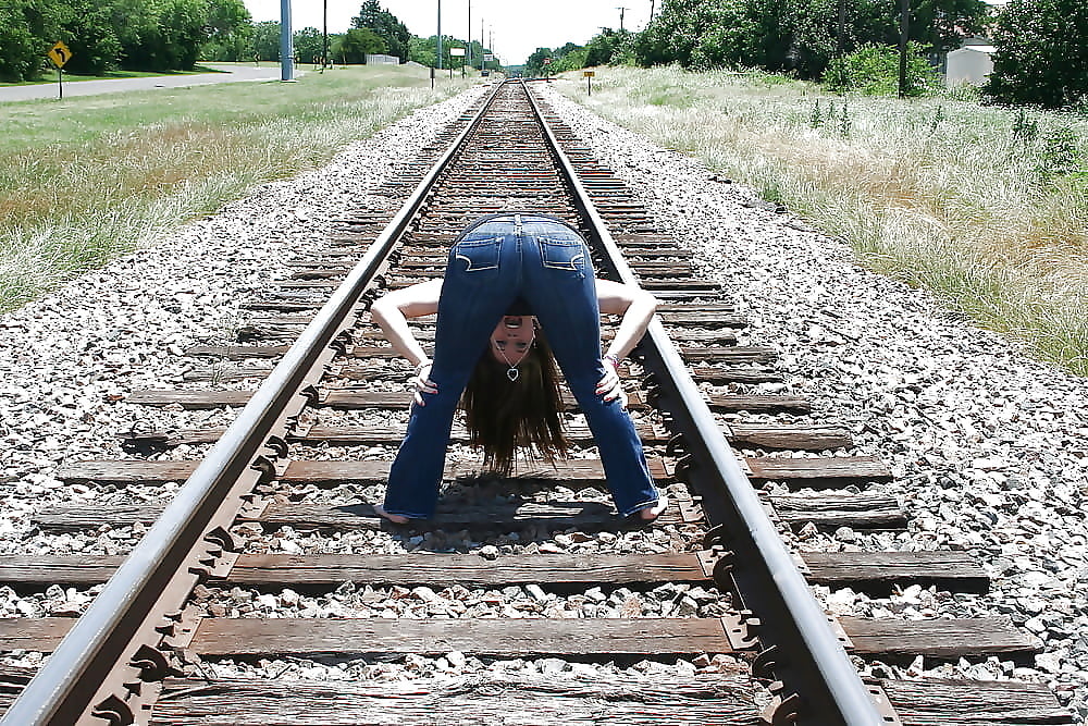 Nicole E exposed adult photos