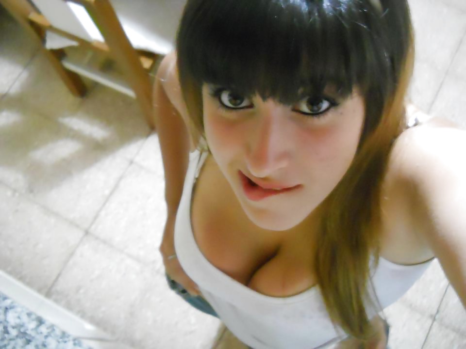 ARGENTEENY BUSTY SLUTS adult photos