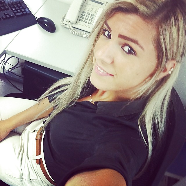 Arab beauty 28 - Cum on her adult photos