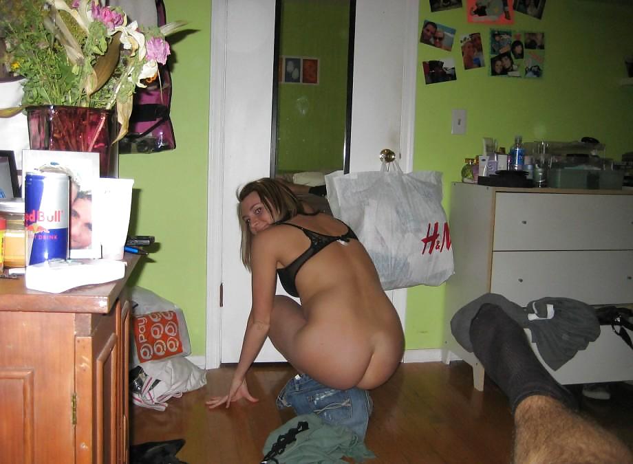HOT GIRL JESSY adult photos