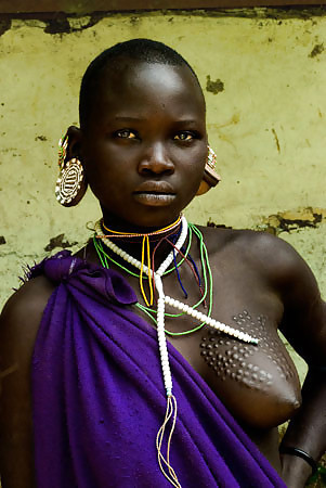 African Girls.. You like them? Please comment them adult photos