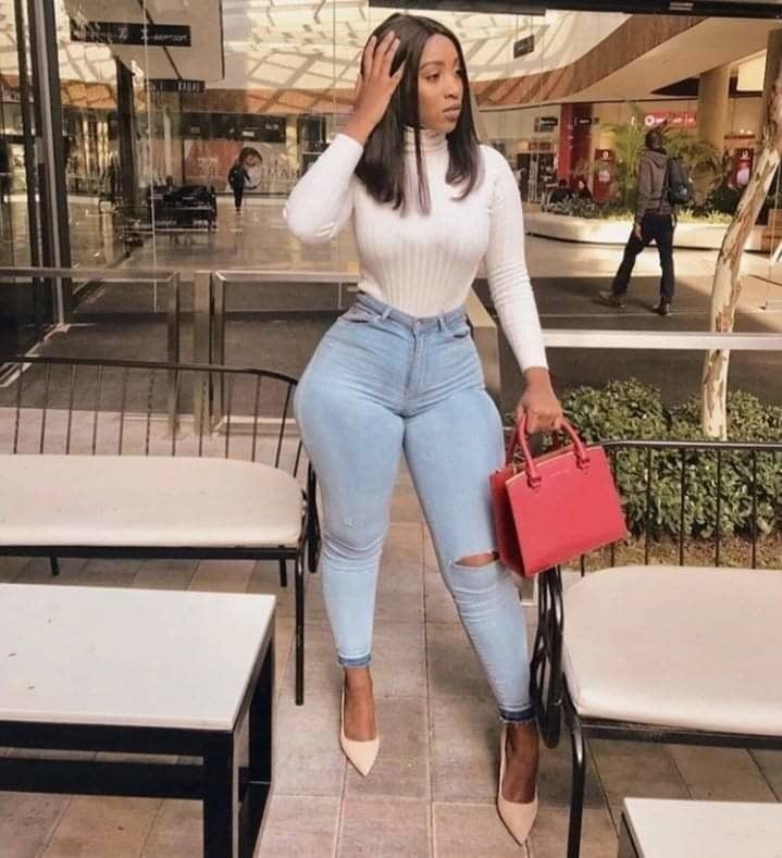 Good Lawd She's Thick 11 - 246 Photos 