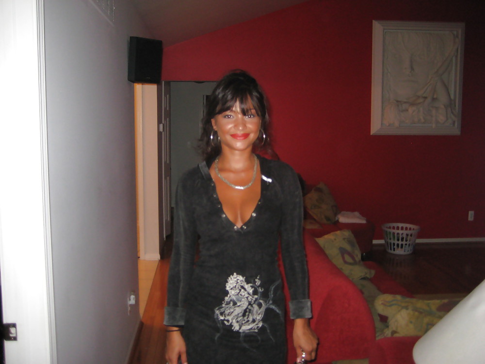 Sweet Exotic MILF adult photos