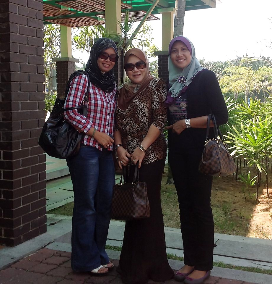 Malay wife 7 adult photos