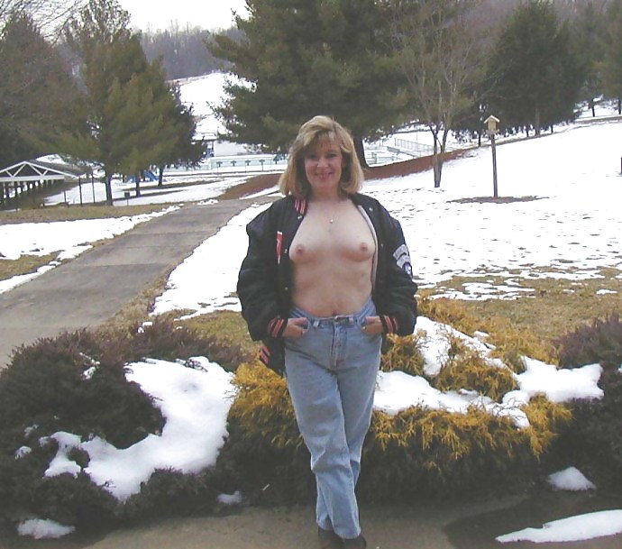 Denise Outside adult photos