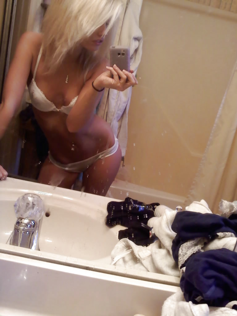 SmutDates Username TickleMeSilly adult photos