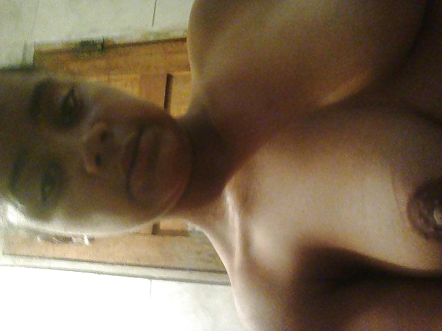 Carolina Amiga bunduda #17 anos adult photos