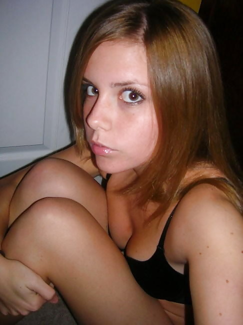 Young SelfShot Teen Girls #1 By RoNiN adult photos