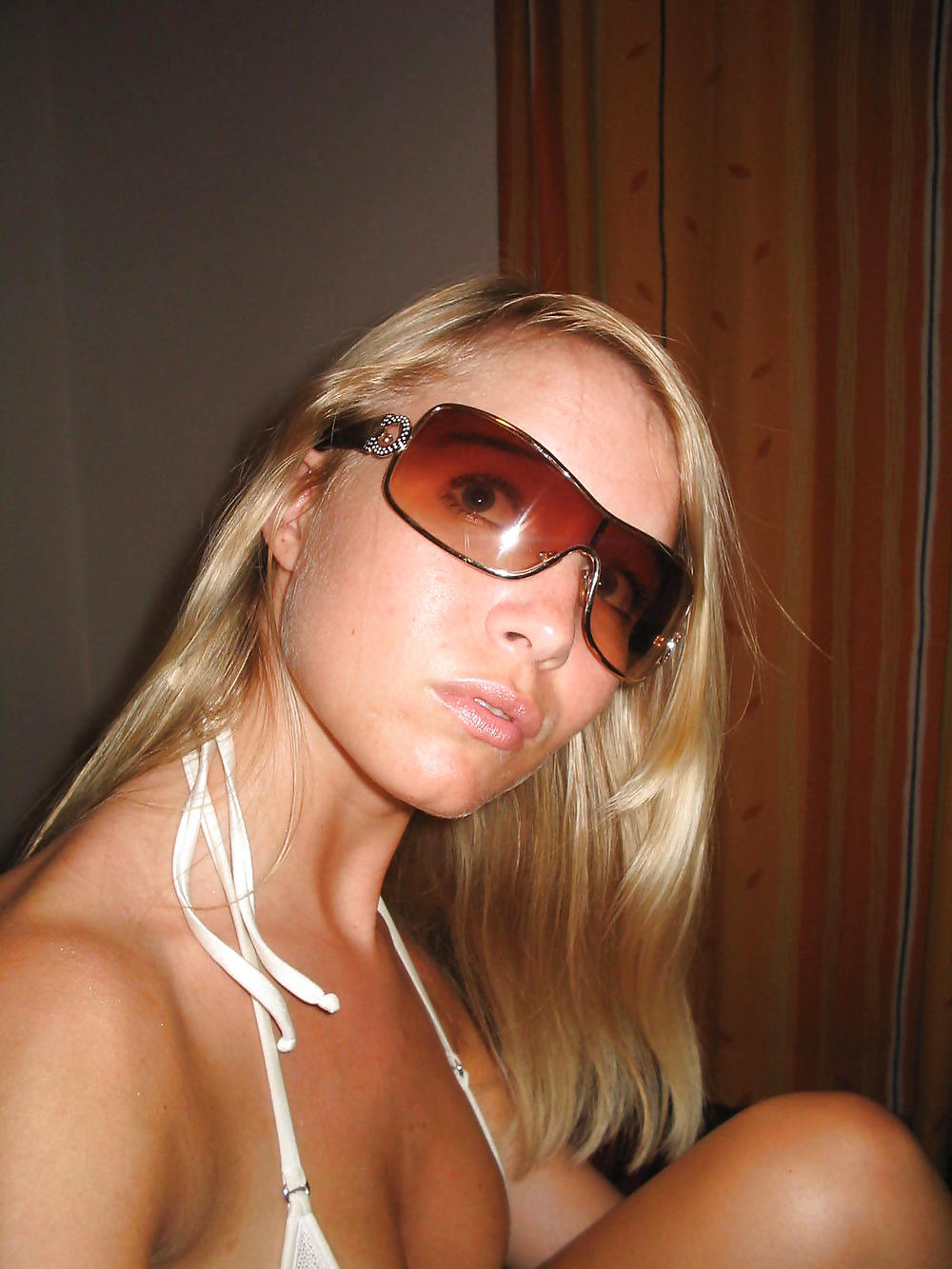 Nice Teen girl - Set 989 adult photos