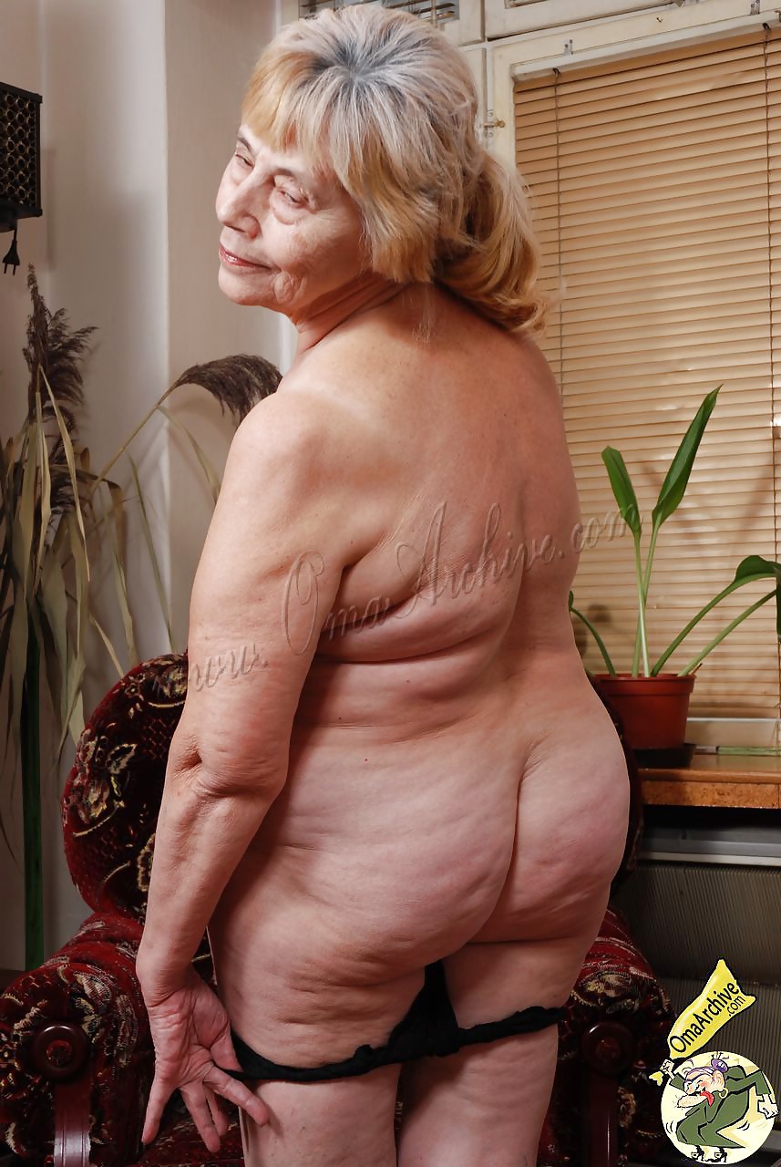 Attractive Naked Grannys On The Web Images