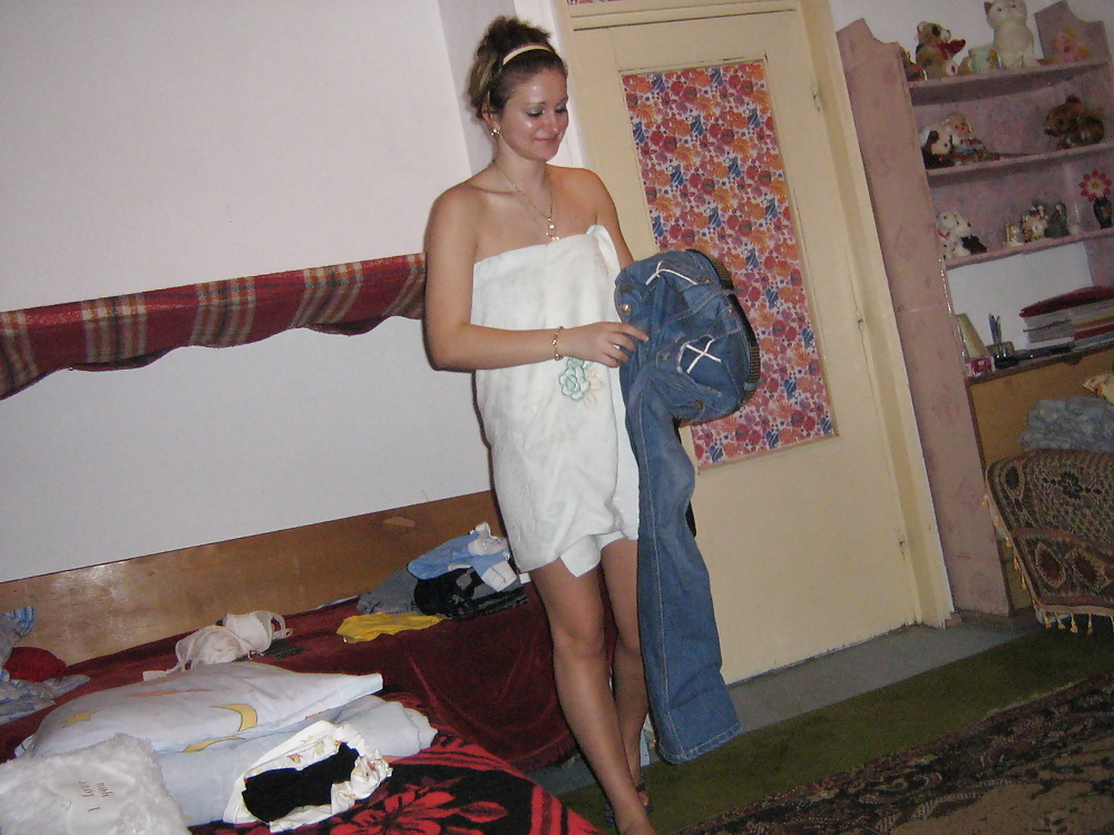 Cristina L7 adult photos