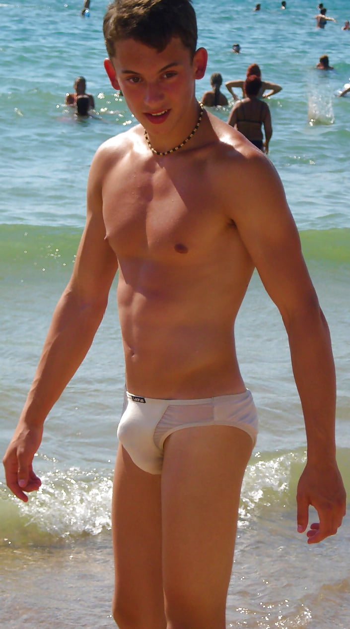 More Speedos,Bulgy Boys,etc. adult photos