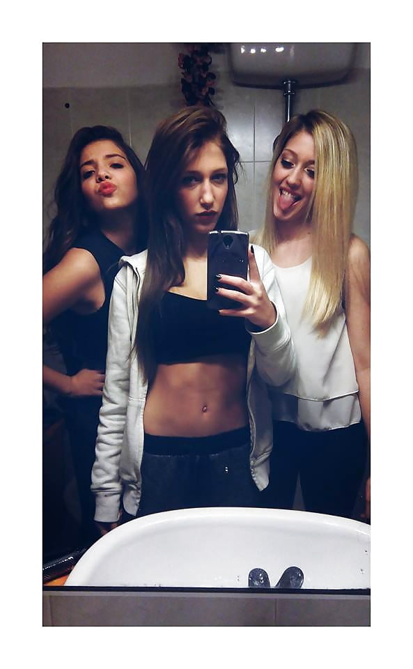 Fiorella  BellaFigaTroia adult photos