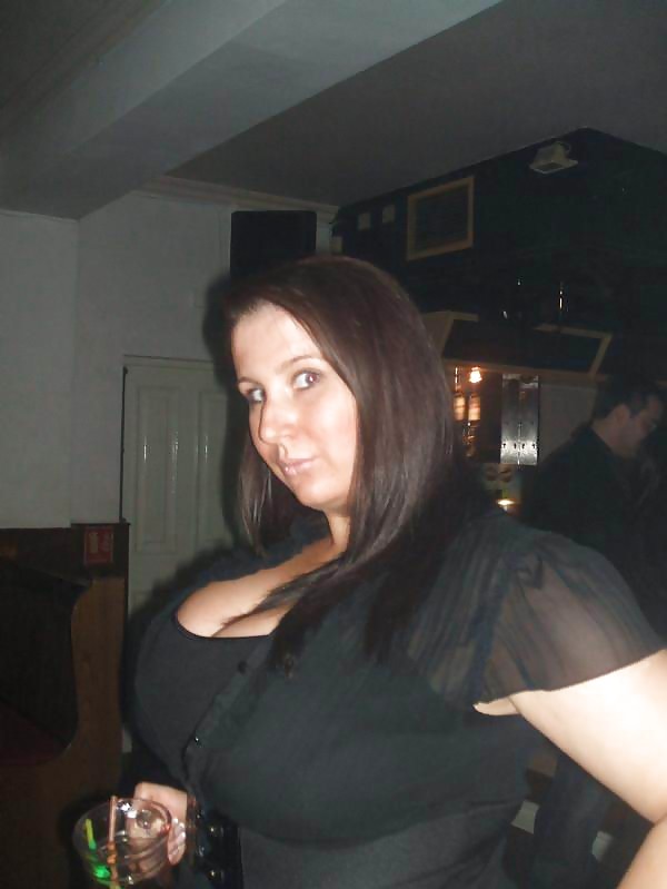 Cleavage 3 adult photos
