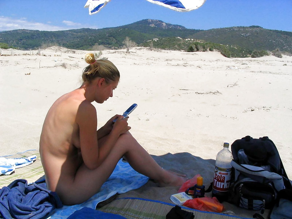 vacation pics from a nice blonde adult photos