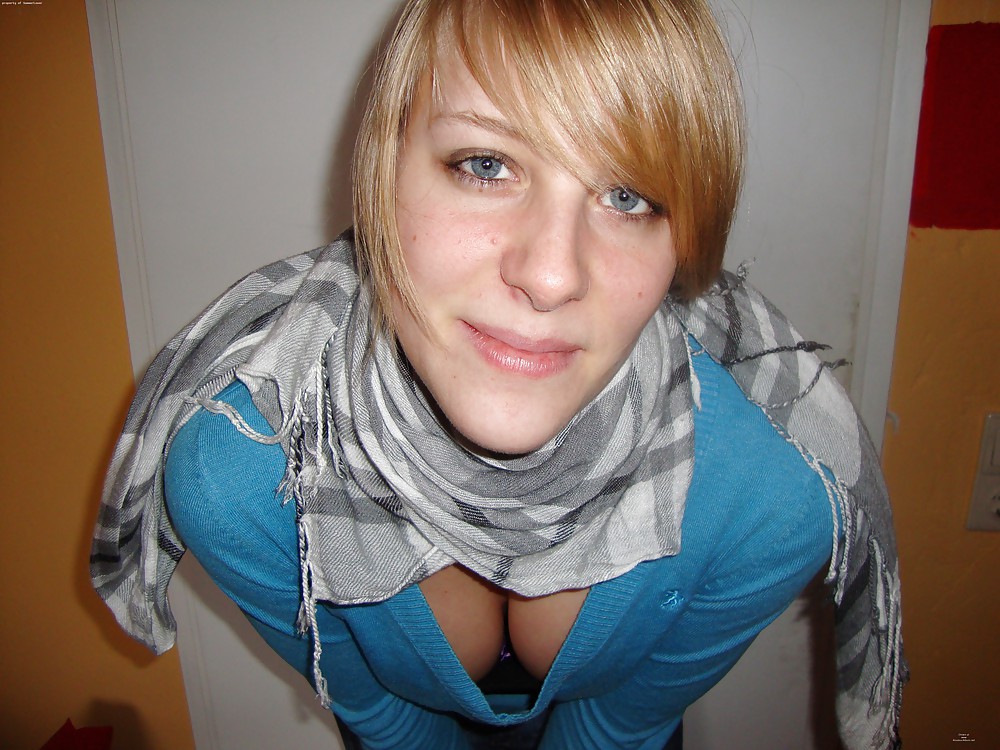 Please tribute my very cute blond teen friend adult photos