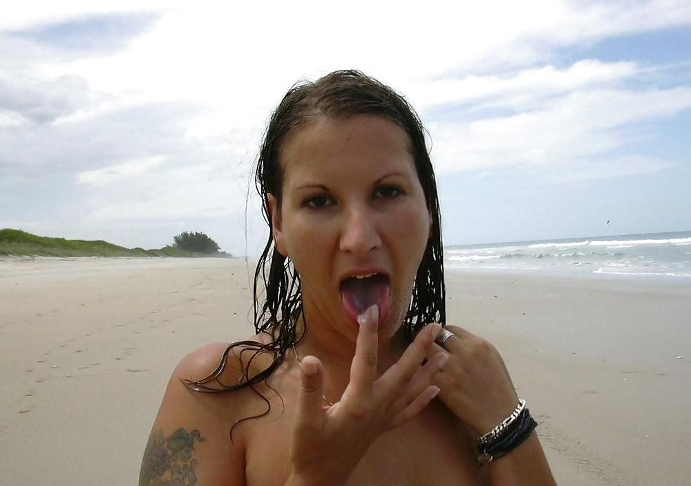 Beach Blowjob adult photos