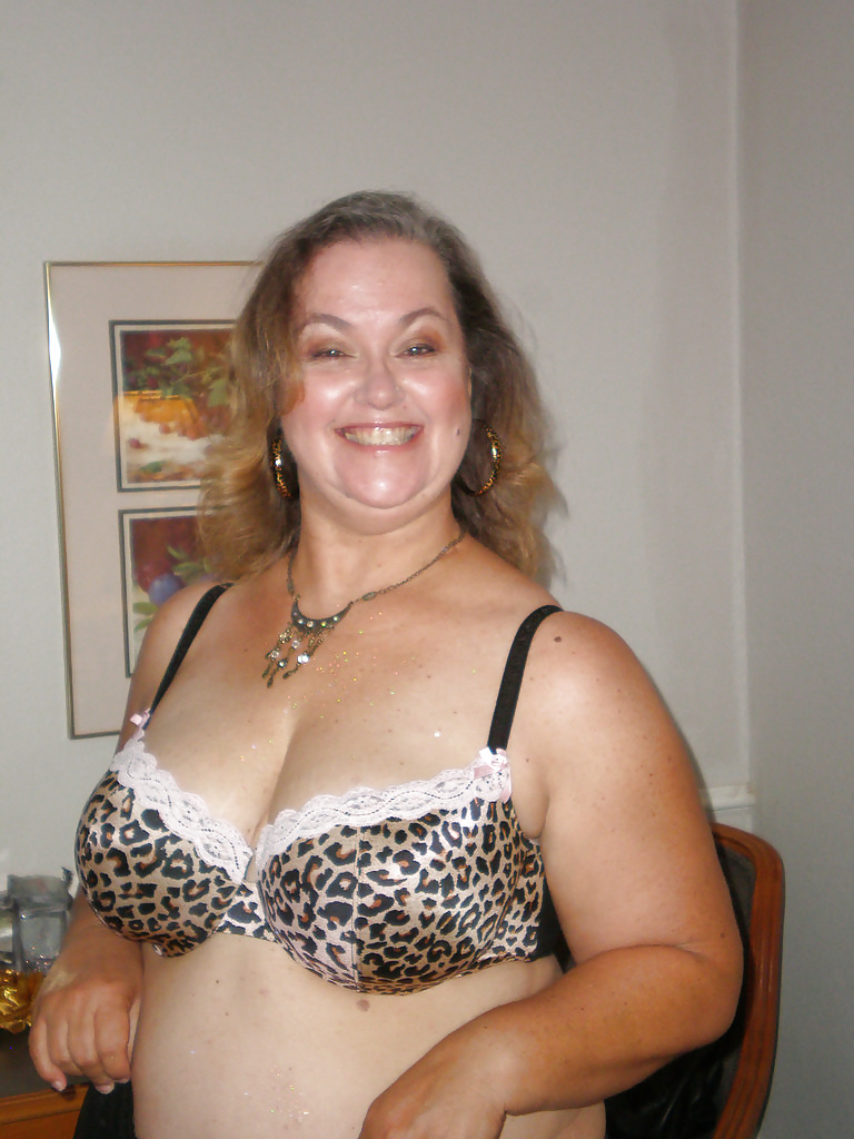 Mature Bra Pics