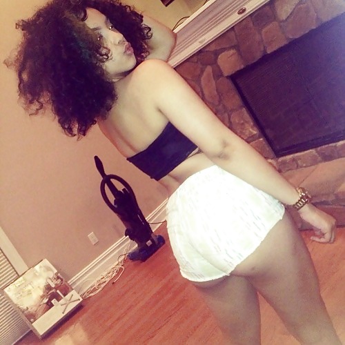 im in love with your booty 22 adult photos