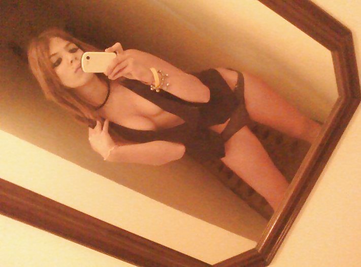 MARTINA PORTOLANO adult photos