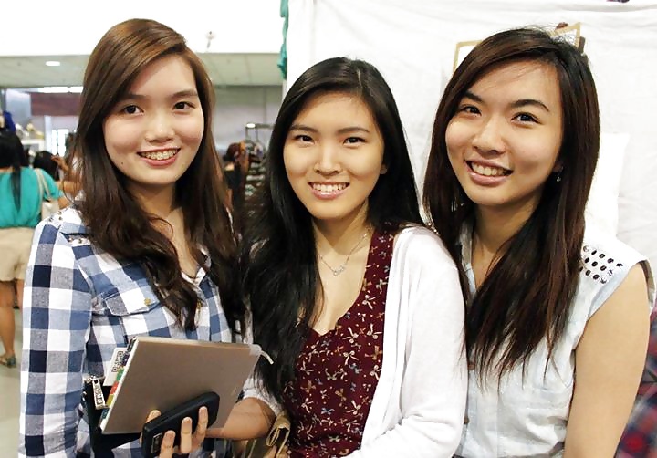 who do you take home? Asian lovers edition! 13 adult photos