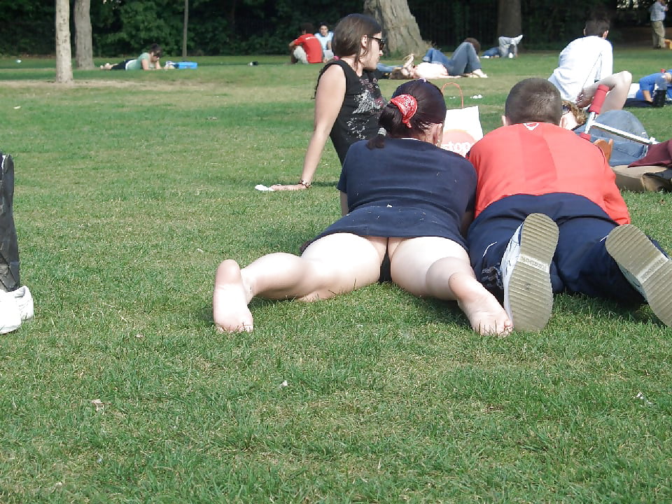 Voyeur.Candid (5) adult photos