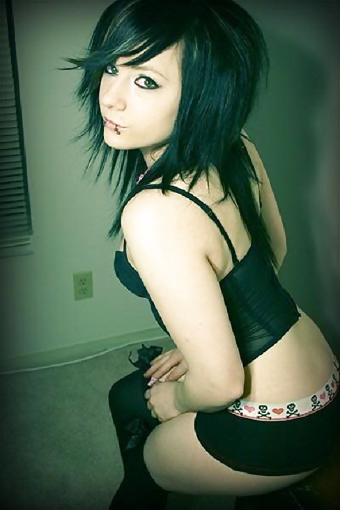 Kleine Emo-Teens zum Abficken und Benutzen Teil 2!! adult photos